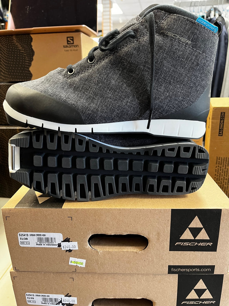 SALE BOOTS!